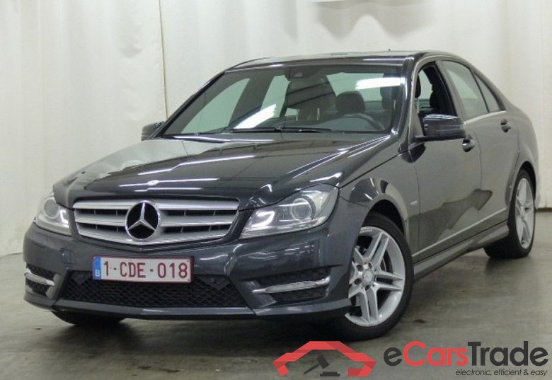Mercedes C 200CDi BE 100kw AMG Avantgarde Aut. Xenon Navi Leder PDC