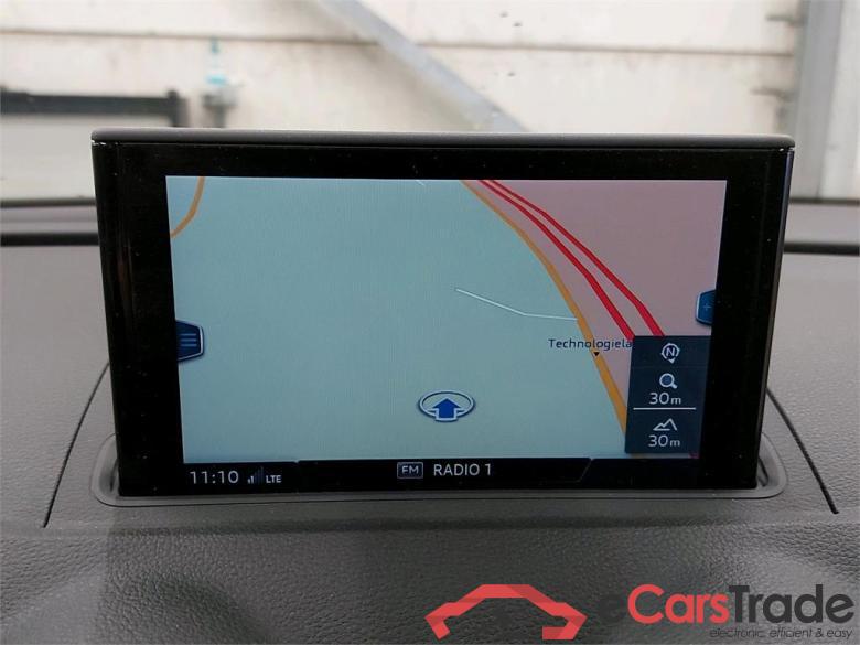 Audi A3 1.6 TDi S-Line Ext. LED-Xenon Navi Klima PDC ... #4