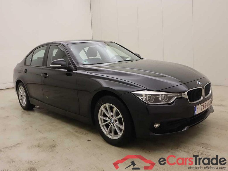 BMW 318 d Individual LED-Xenon Navi-Pro KeylessGo Klima PDC ... #3
