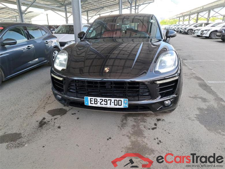PORSCHE Macan-2013 