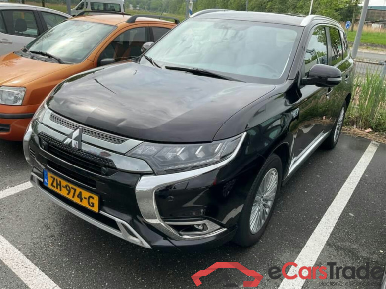 MITSUBISHI Outlander 2.4 PHEV Intense+ #1