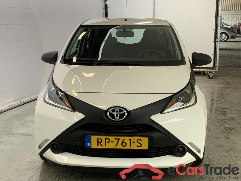 TOYOTA Aygo 1.0 VVT-i x-fun #1