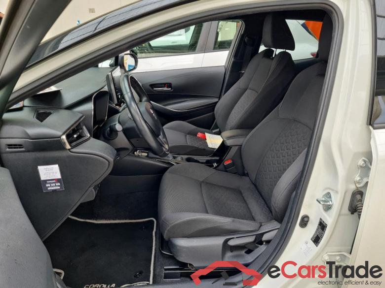 TOYOTA COROLLA HATCHBACK - 2019 1.8 Hybrid Style e-CVT (EU6d-TEMP) #6