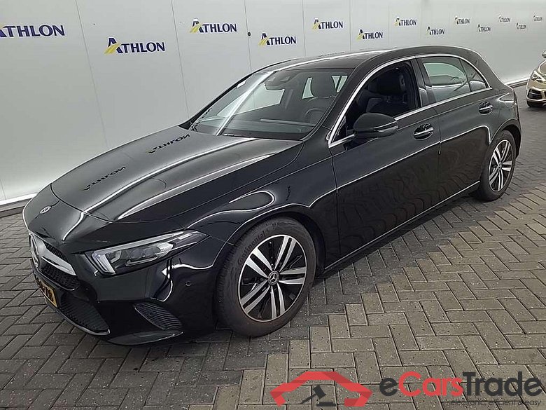 MERCEDES-BENZ A-klasse A 180 7G-DCT Business Solution Luxury 5D 100kW #1