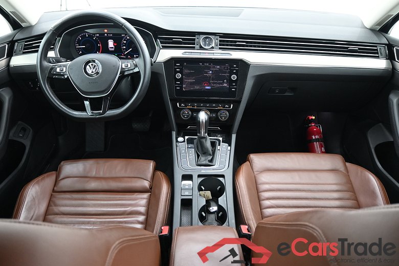 Volkswagen Passat 1.6 TDi R-line Aut. Virtual LED-Xenon Navi Sport-Leather Camera KeylessGo Klima PDC ... #6