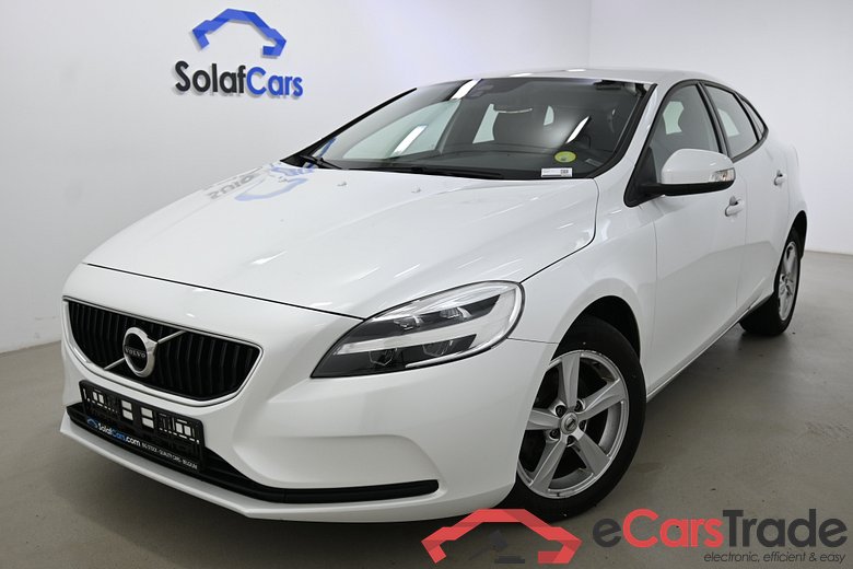 Volvo V40 2.0 D2 Black Edition LED-Xenon Navi Klima PDC ... #1