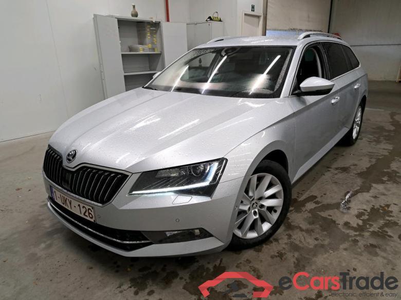 SKODA - SUPERB COMBI CRTDI 120PK Style Corporate Plus Edition & Premium Style & GPS & Comfort & Kessy #1