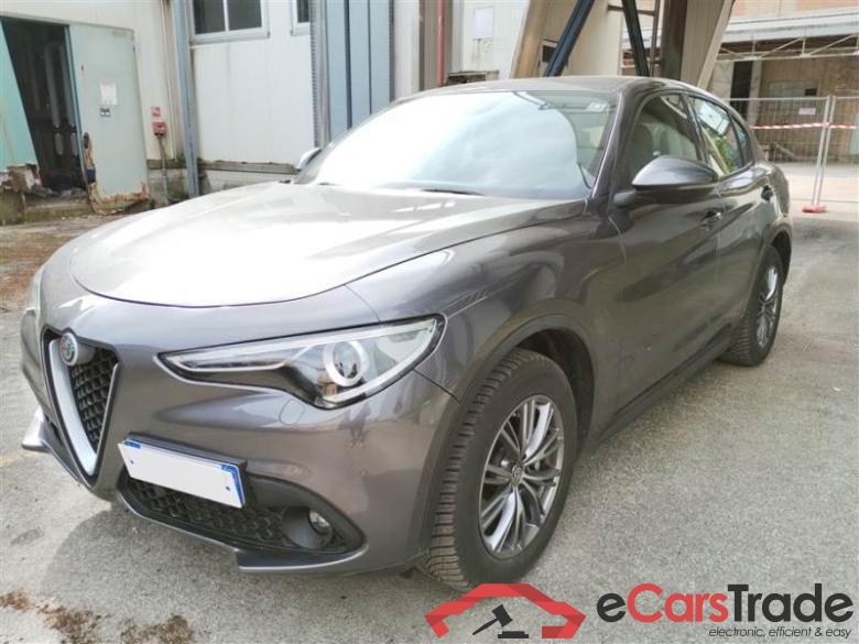 AlfaRomeo 27 ALFA ROMEO Stelvio / 2017 / 5P / SUV 2.2 Turbo Diesel 190CV AT8 Q4 Business #1