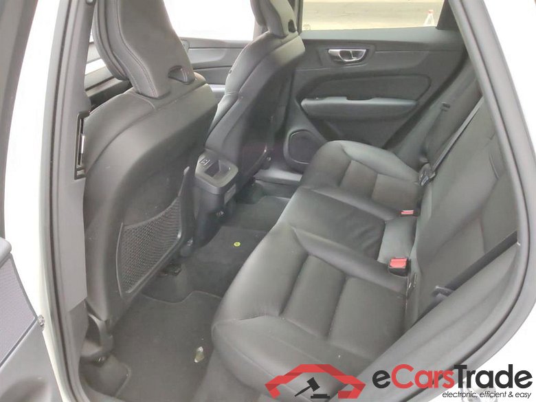 Volvo XC60 ´17 XC60 Momentum Pro AWD 2.0 B4 145KW AT8 E6dT #3