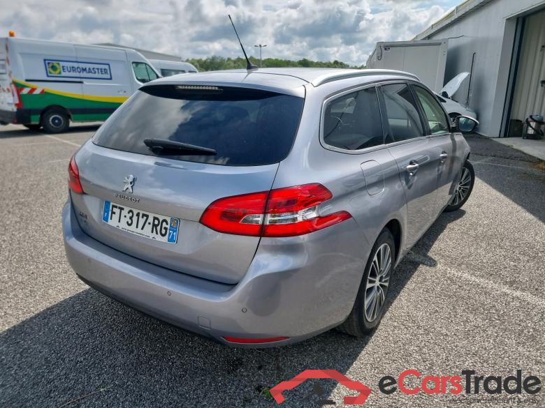 Peugeot 308 SW 1.2 PureTech Allure 130Hp LED-Xenon I-Cockpit Navi Sport-Seats KeylessGo Camera Klima PDC ... #2