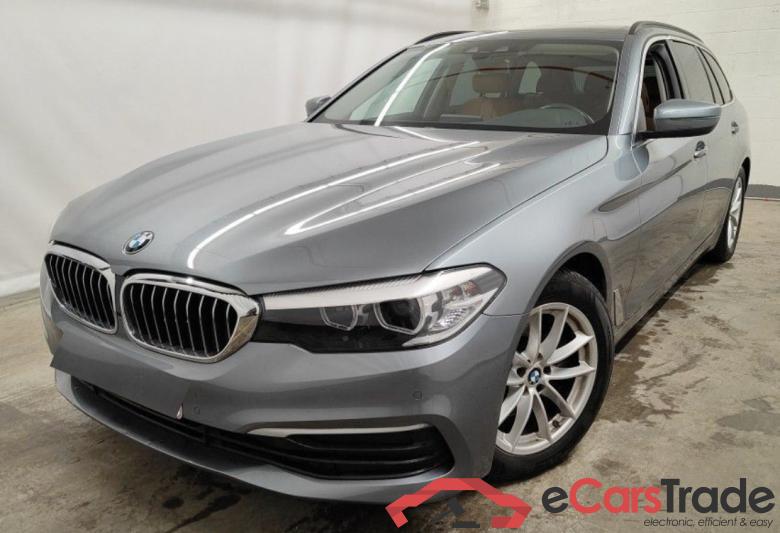 BMW 520d 190Hp Aut. LED-Xenon Navi Leather KeylessGo Camera Klima PDC ... #1