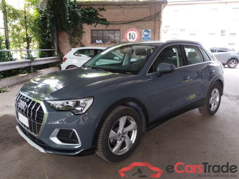 Audi 35BUSAD2020P AUDI Q3 / 2018 / 5P / SUV 35 TDI S TRONIC BUSINESS ADVANCED #1