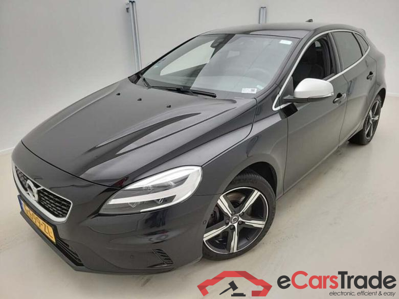VOLVO V40 2.0 D3 Polar+ Sport AUT
