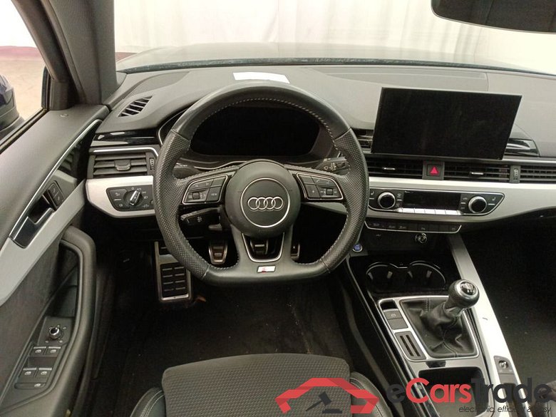 AUDI A4 DIESEL - 2020 30 TDI 122 S line 4d #6