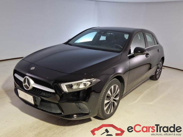 Mercedes 250E MERCEDES-BENZ CLASSE A / 2018 / 5P / BERLINA A 250 E EQ-POWER BUSINESS EXTRA
