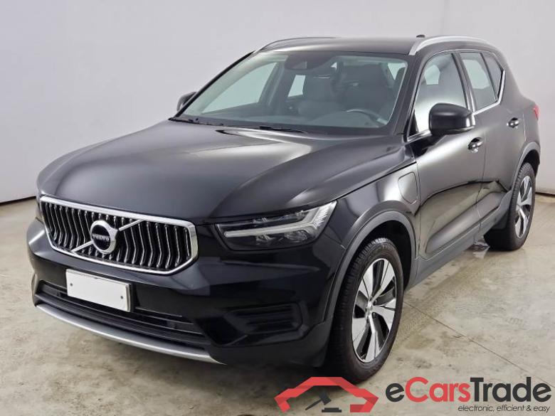Volvo 235 VOLVO XC40 / 2017 / 5P / SUV T4 PLUG-IN HYBRID AUTO RECH INSCRIP EXPR #1
