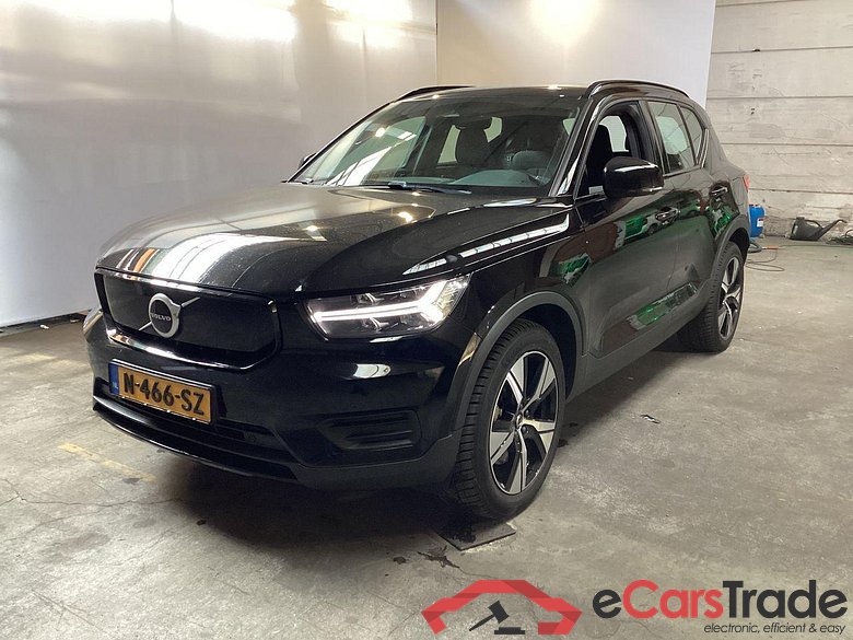 VOLVO XC40 Recharge Twin Plus #1