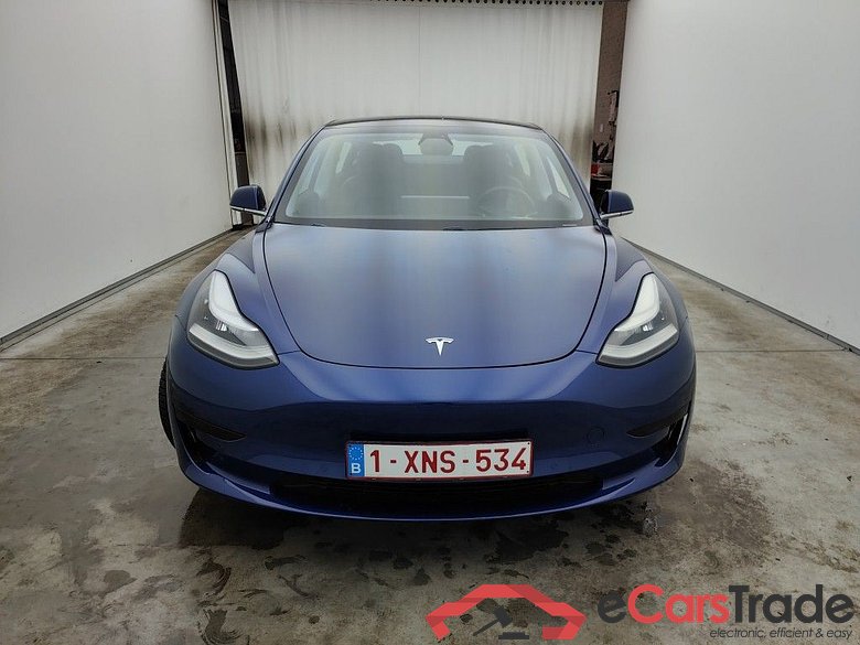 Tesla Model 3 Standard RWD Plus 4d