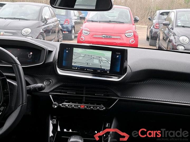 Peugeot 2008 1.2 PureTech Allure LED I-Cockpit Navi 1/2 Leather KeylessGo Camera Klima PDC ... #6
