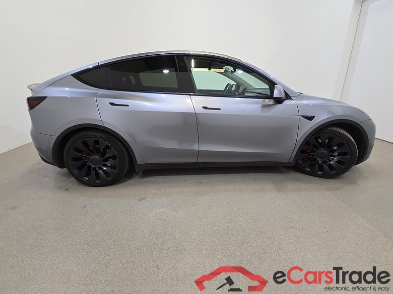 Tesla Model Y Dual Motor 75KWH Performance AWD Pano LED-Xenon Navi Leather KeylessGo Camera Klima PDC ... #5