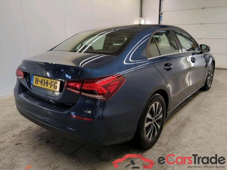 MERCEDES-BENZ A-klasse 180 d Business Sol #2