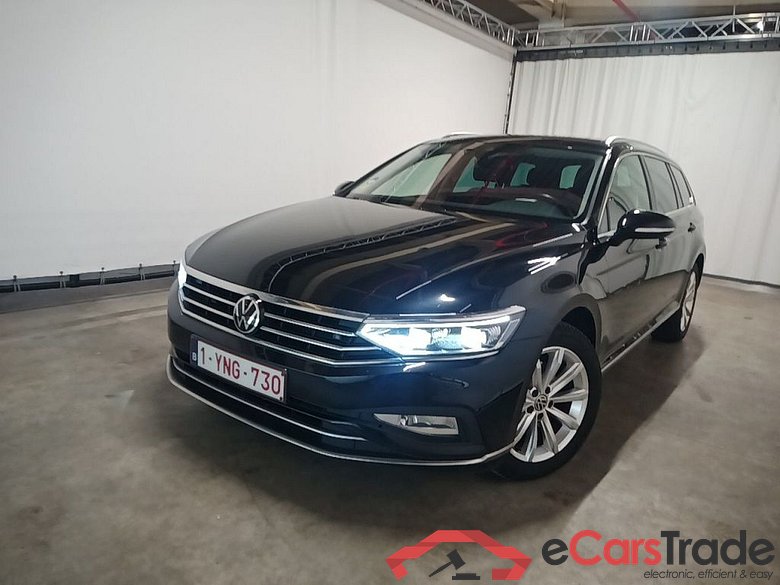 Volkswagen Passat Variant 2.0 TDI SCR 110kW DSG7 Elegance Business 5d #1