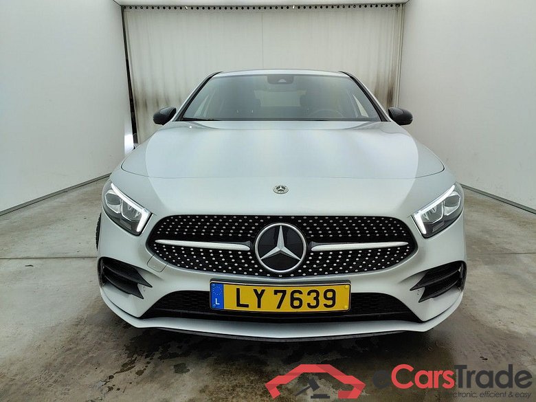 MERCEDES CLASSE A SEDAN DIESEL (V177) A 180 d 116 Business Solution 4d