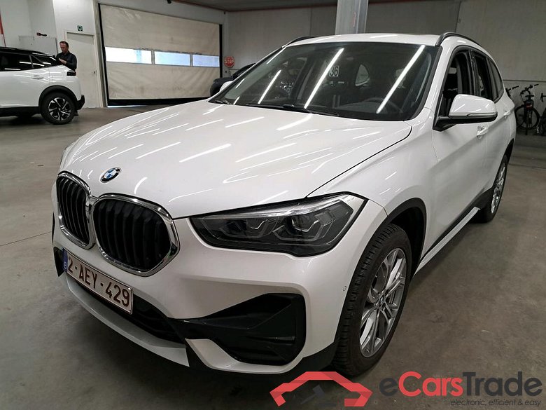 BMW - BMW X1 sDrive18iA 136PK Sport Business Edition Pack Business & LED HeadLights & Heated Seats & Steering Wheel & Pano Roof  * PETROL * #1