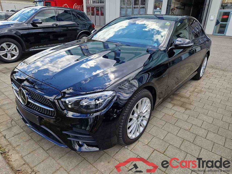 Mercedes-Benz E -Klasse Lim. (BM 213)(08.2016->) DE - Lim4 E 300 de EU6d, de AMG Line (EURO 6d), (Facelift) 2020 - 2023 #1