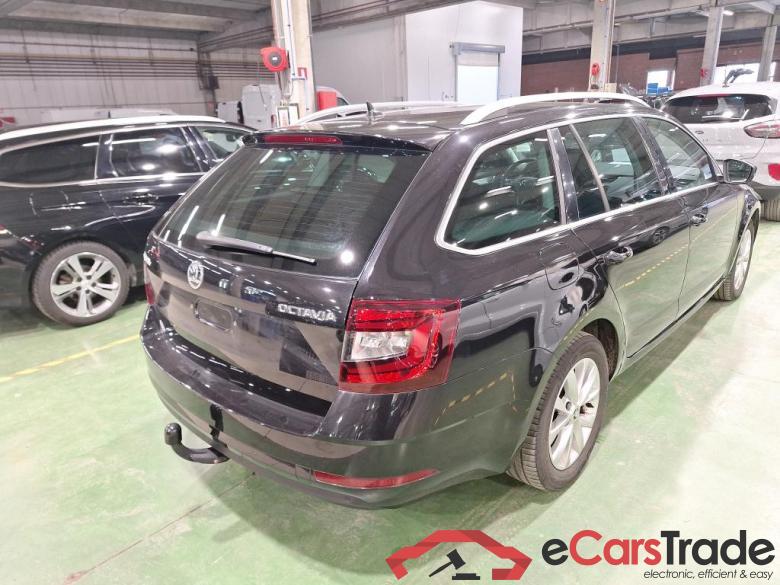 SKODA OCTAVIA COMBI DIESEL - 2017 1.6 CR TDi Ambition Ambition Confort Safety Ambition Look Ambition GPS #4