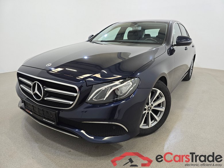 Mercedes E 200d Aut. LED-Xenon Widescreen Navi Sport-Leather KeylessGo Camera Klima PDC ... #1