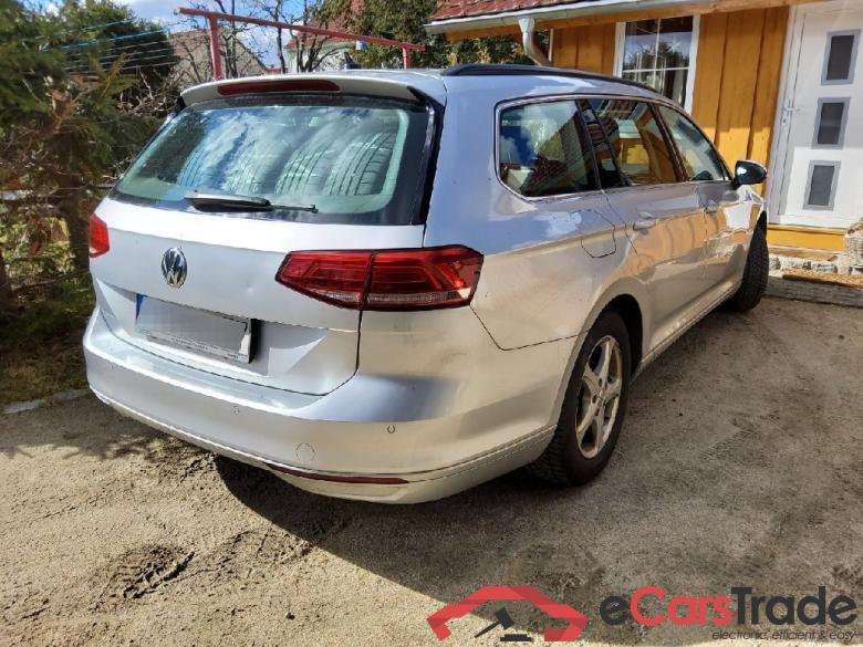 Volkswagen Passat Variant ´14 Passat Variant Comfortline BMT/Start-Stopp 2.0 TDI 110KW AT7 E6 #1