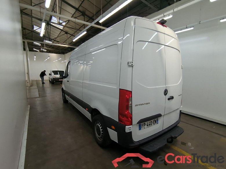 Mercedes 314 CDI traction Emp 3259 3.5T MERCEDES-BENZ Sprinter / 2018 / 4P / Fourgon tôlé 314 CDI traction Emp 3259 3.5T #2