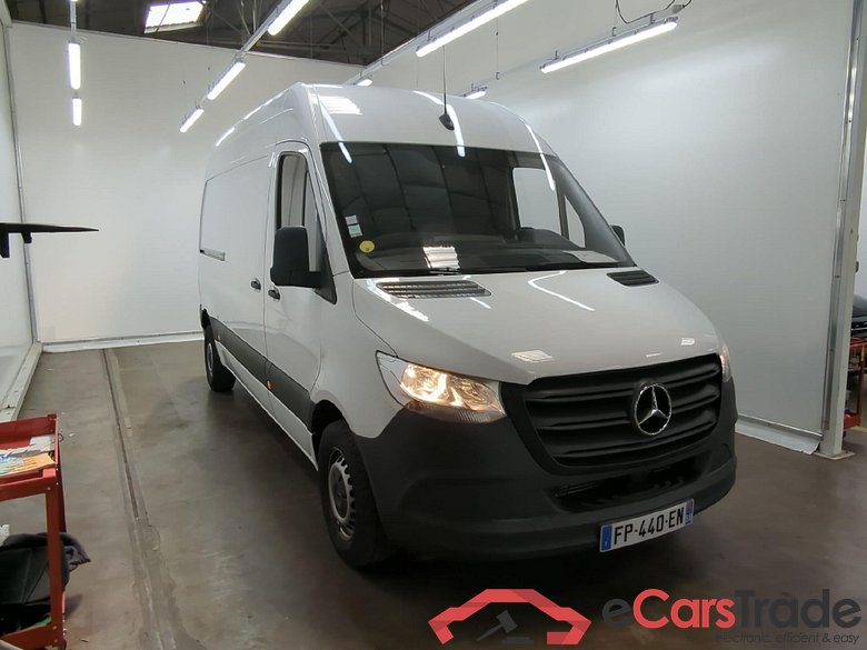 Mercedes 314 CDI traction Emp 3259 3.5T MERCEDES-BENZ Sprinter / 2018 / 4P / Fourgon tôlé 314 CDI traction Emp 3259 3.5T #4