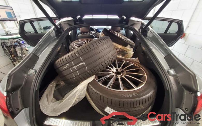 Mercedes-Benz GLC -Klasse Coupe (BM 253)(11.2016->) DE - SUV5 GLC 200 EU6d, AMG Line 4Matic (EURO 6d), 2020 - 2023 #5