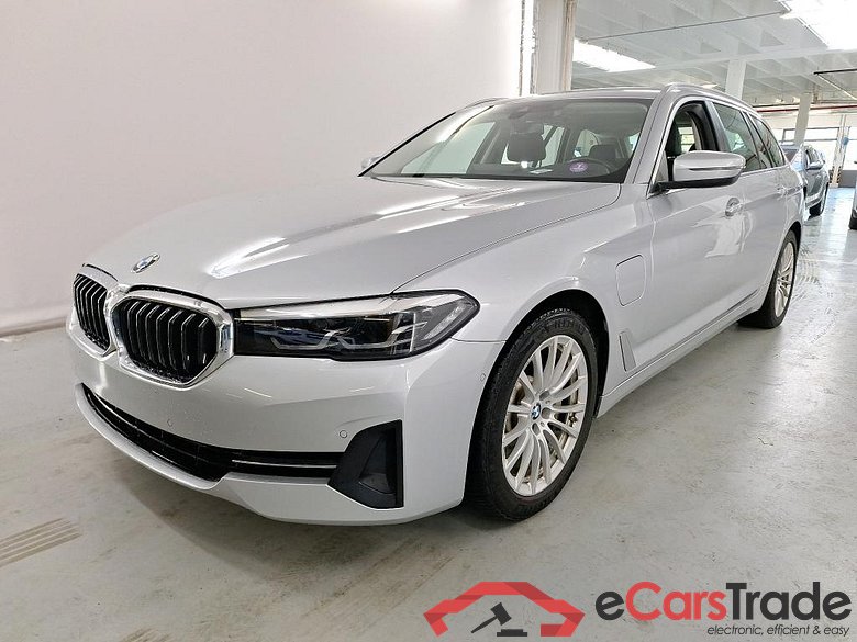 BMW 5 SERIES TOURING 2.0 530E TOURING AUTO Parking Assistant Business