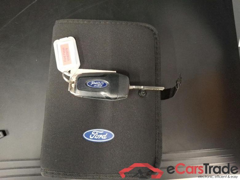 Ford Focus Wagon '18 Ford Focus 1.5 EcoBlue 120PS Cool & Connect Auto 5d #5