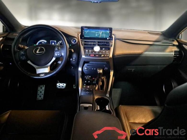 Lexus 4 LEXUS NX / 2017 / 5P / SUV HYBRID F SPORT 4WD #3