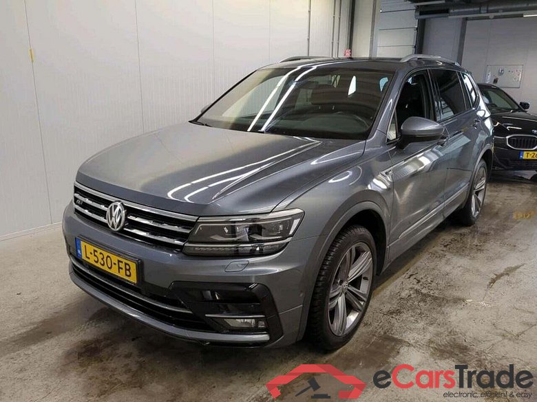 VOLKSWAGEN Tiguan Allspace 1.5 TSI HL Bus R 7p.