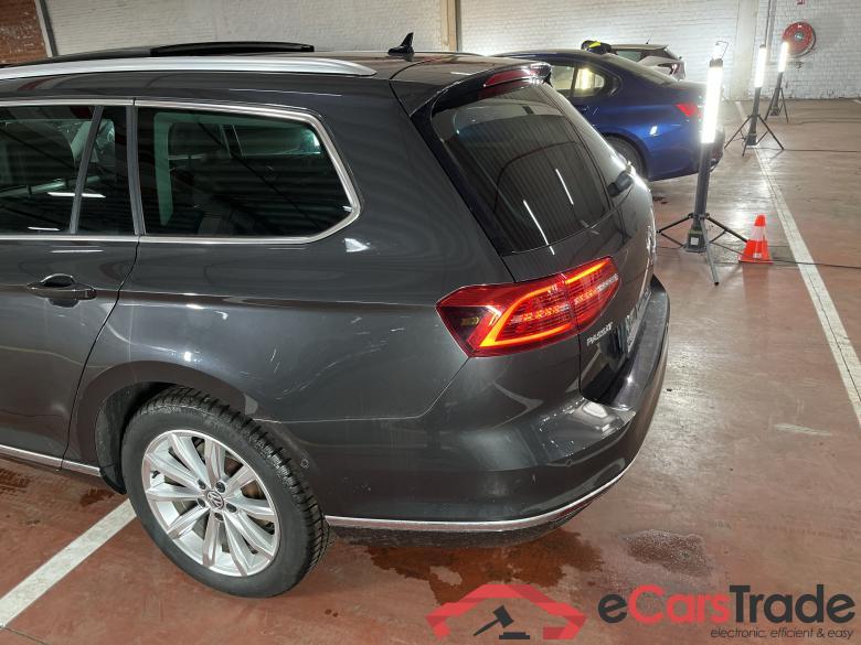 VW, Passat Variant '14, Volkswagen Passat Variant 2.0 TDI SCR 110kW Highli - NO COC #4