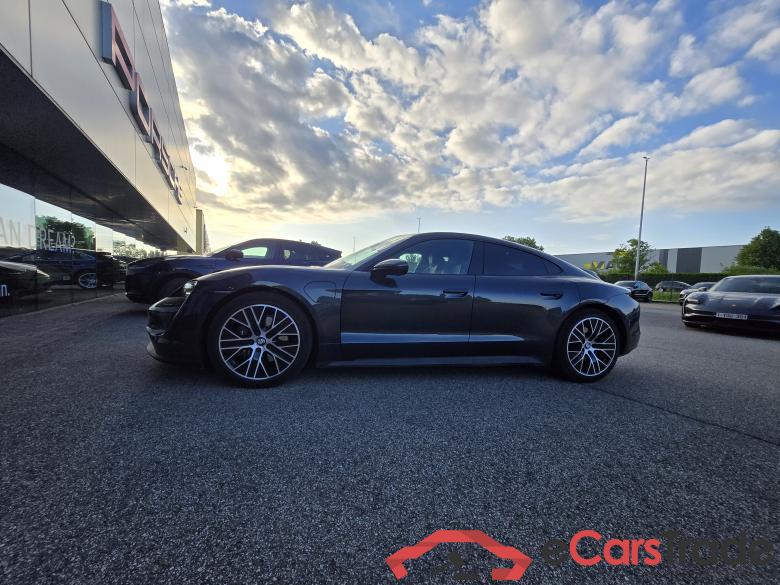 PORSCHE Taycan Taycan (MY22) #1