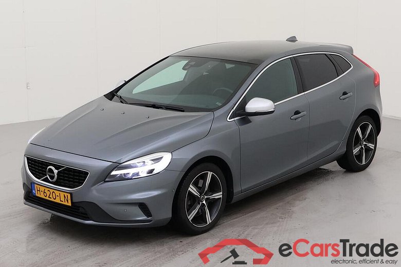 VOLVO V40 112 kW