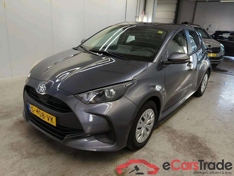 TOYOTA Yaris 1.5 Hyb. Active #1