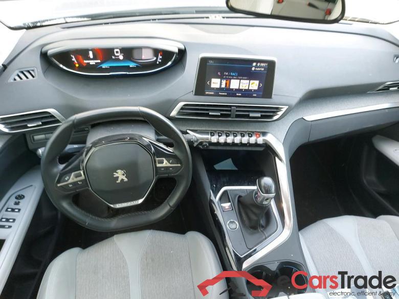Peugeot 1.5 BlueHDi 96kW (130CV) S&S Allure 3008 Allure 1.5 HDi 130CV MT6 E6dT #3