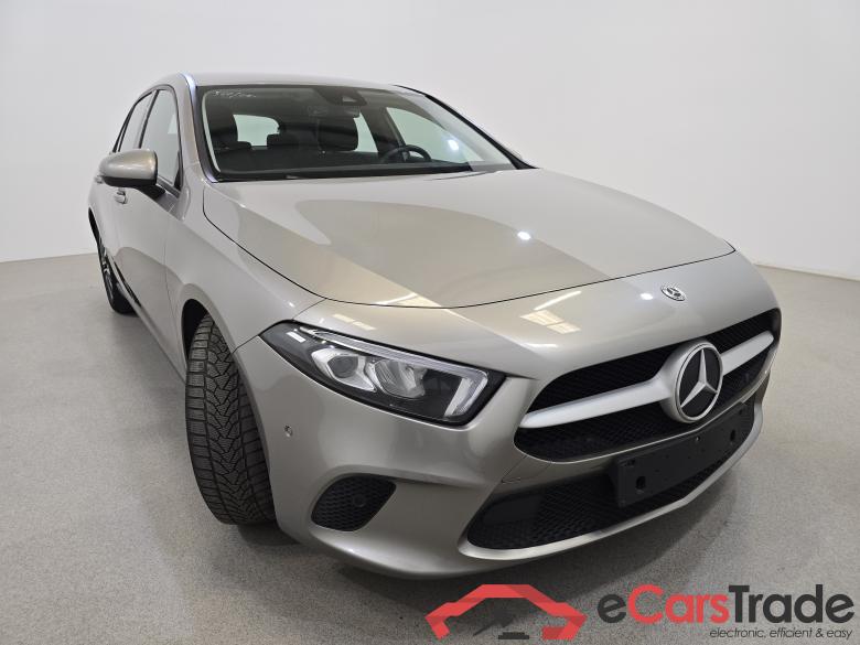 Mercedes A 180d LED-Xenon Widescreen Navi KeylessGo Camera Klima PDC ... #3