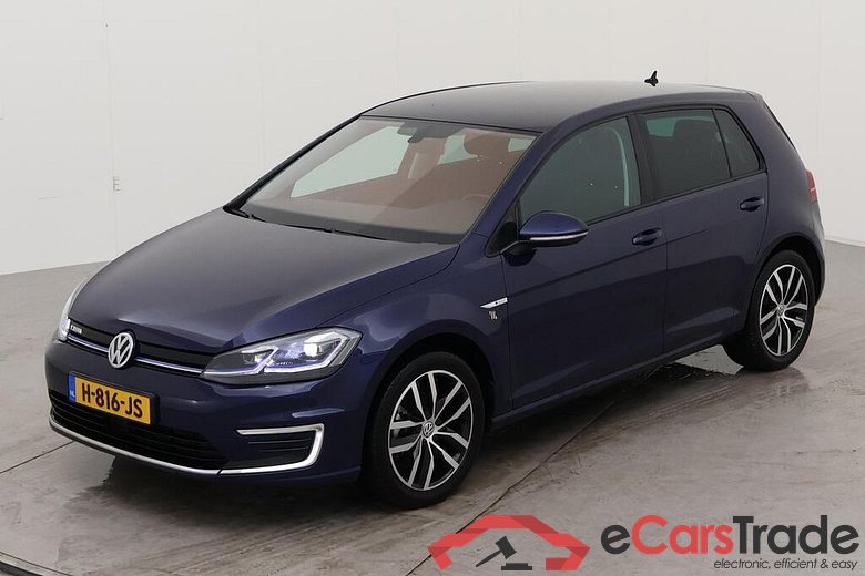 VOLKSWAGEN e-Golf  #1