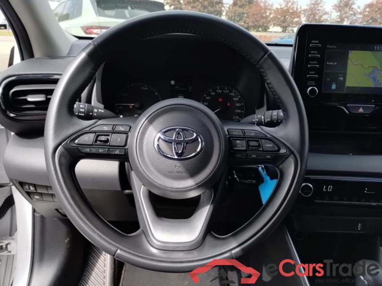 TOYOTA YARIS 1.5 Hybrid Active #6