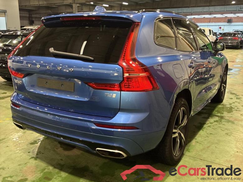 VOLVO XC60 - 2017 2.0 T4 R-Design Geartronic STOCK #2
