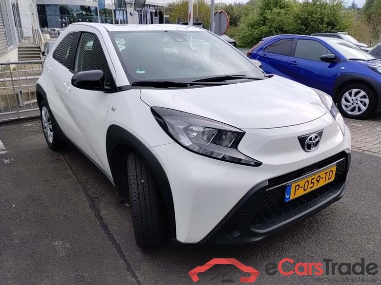 TOYOTA Aygo X 1.0 VVT-i MT Play #2