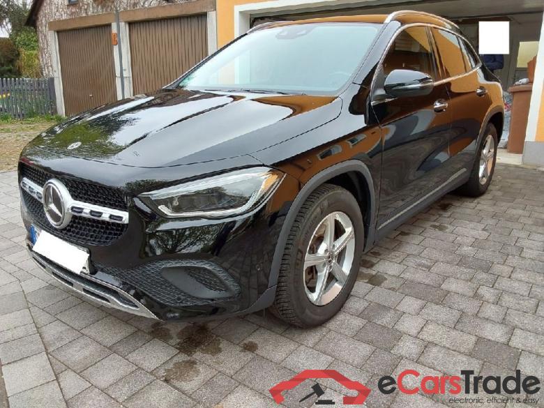 Mercedes GLA ´20 GLA -Klasse GLA 250 e (247.786) 1.3 160KW AT8 E6d #1